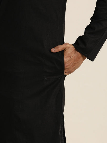 Men's Black Cotton Blend Straight Kurta And Mundu Set