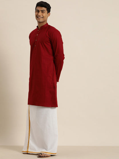 Men's Maroon Cotton Blend Straight Kurta And Mundu Set