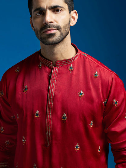 Men's Maroon Silk Blend Straight Kurta And Pyjama Set