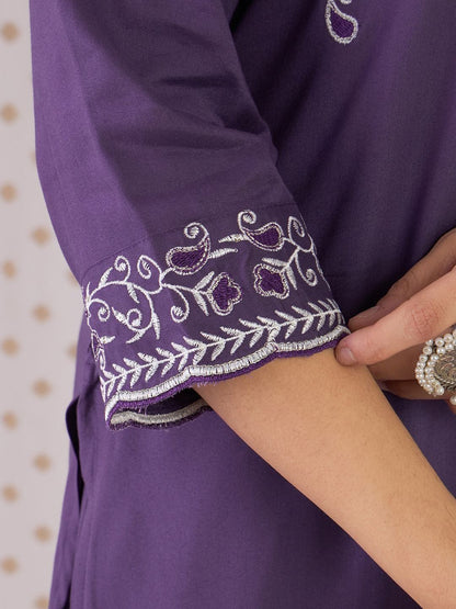 Women Paisley Printed Regular Sequinned Kurta with Trousers & With Dupatta
