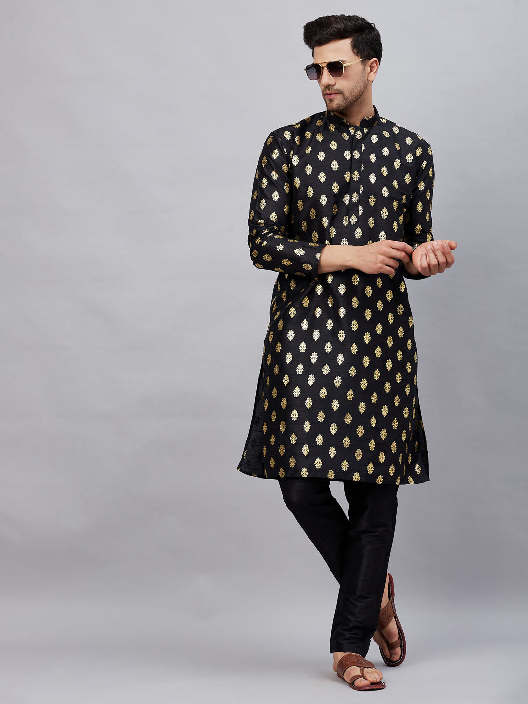 Men's Black Silk Blend Straight Kurta Pyjama Set
