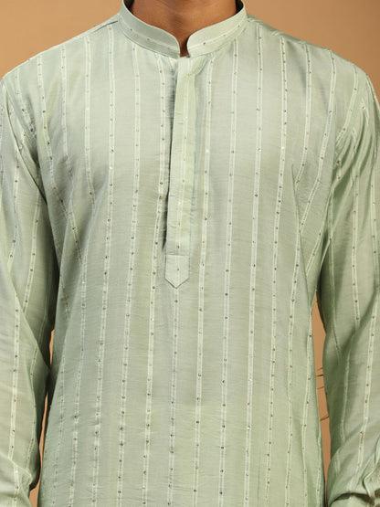 Men's Green Cotton Blend Straight Kurta Pyjama Set
