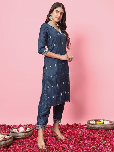 Indyancart VV Pushp Silk Blend Kurta and Trouser Set with Organza Dupatta