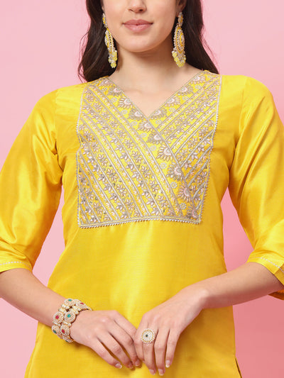 Indyancart VV Zansi Women Kurta and Trousers Pant Set Silk Blend