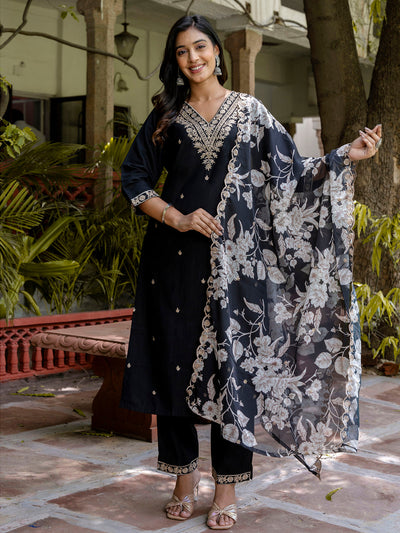 Indyancart VV Women's Kurta and Pant Sets Viscose Rayon Fabric