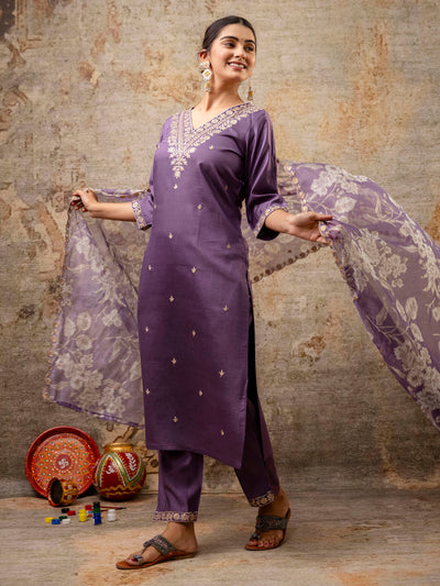 Indyancart VV Women's Kurta and Pant Sets Viscose Rayon Fabric