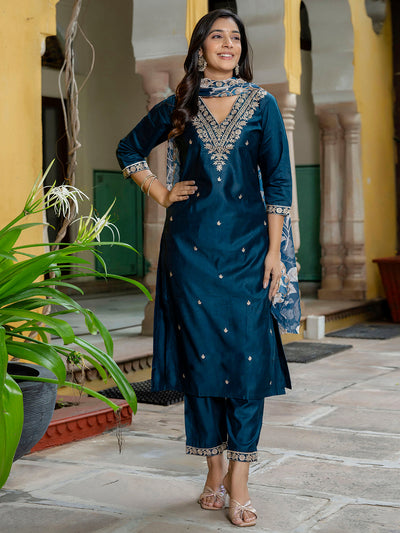 Indyancart VV Women's Kurta and Pant Sets Viscose Rayon Fabric