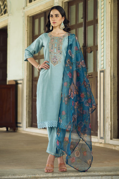 Indyancart VV Vedika Women Kurta and Pant Sets Viscose Rayon Fabric