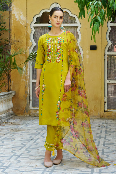 Indyancart VV Reshmi Women Kurta and Pant Sets Viscose Rayon Fabric