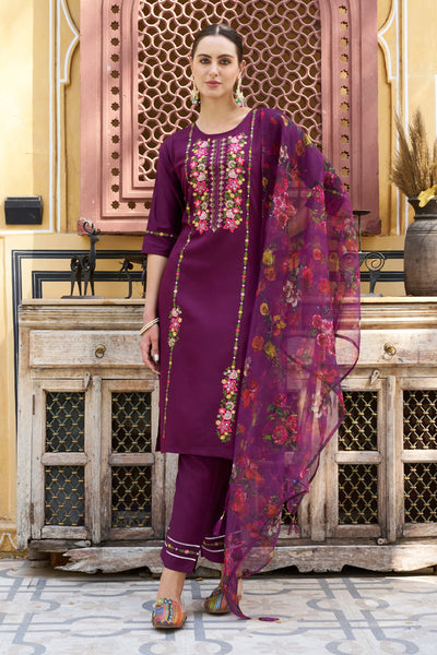Indyancart VV Kavya Women Kurta and Pant Sets Viscose Rayon Fabric