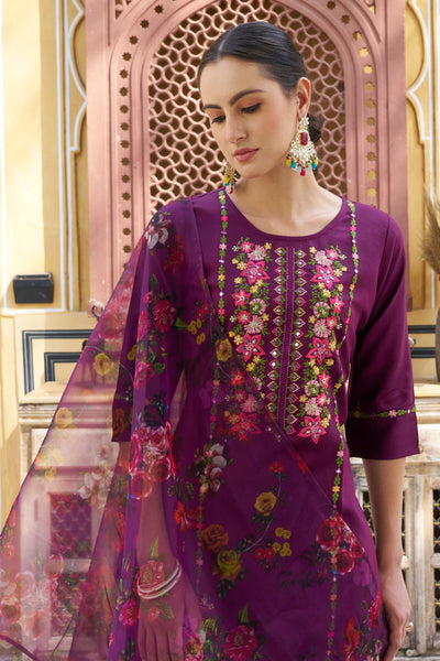 Indyancart VV Kavya Women Kurta and Pant Sets Viscose Rayon Fabric