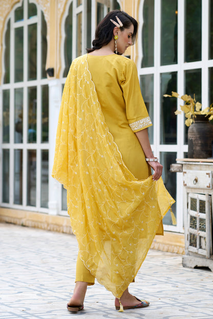 Dhiyona VV Kalpana Women Kurta and Pant Sets Silk Blend Fabric