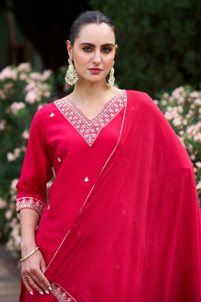 Indyancart VV Roohani Women Kurta and Pant Sets Silk Blend Fabric