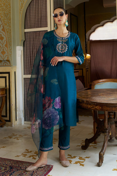 Indyancart VV Bhoomi Women Kurta and Pant Sets Cotton Silk Fabric