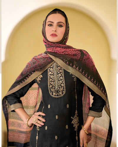 Indyancart VV Gunjika Viscose Self Jacquard Women Kurta and Trouser Duppata Set