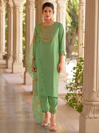 Indyancart VV Niharika Women Kurta and Trousers Pant Set Silk Blend