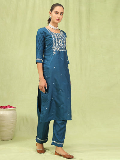 Indyancart VV Bhairavi Women Kurta and Trousers Pant Set Silk Blend
