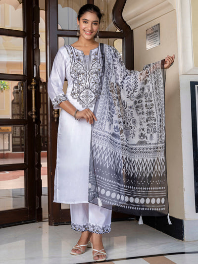 Indyancart VV Women's Silk Blend Kurta Pant Dupatta Set