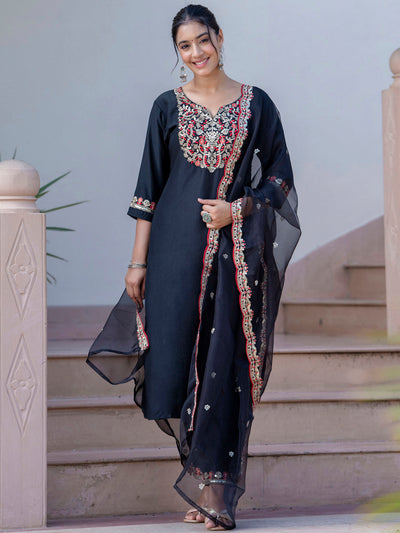 Indyancart VV Women's Silk Blend Kurta Pant Dupatta Set
