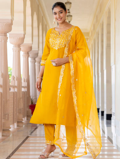 Indyancart VV Women's Silk Blend Kurta Pant Dupatta Set