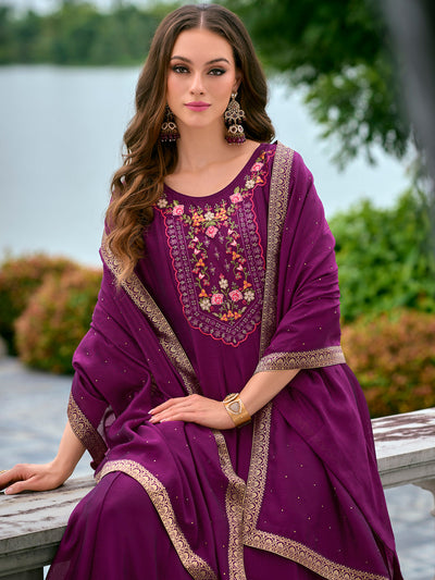 Indyancart VV Women's Silk Blend Kurta Pant Dupatta Set