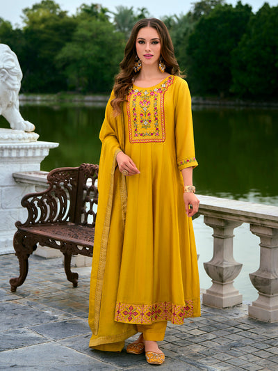 Indyancart VV Women's Silk Blend Kurta Pant Dupatta Set
