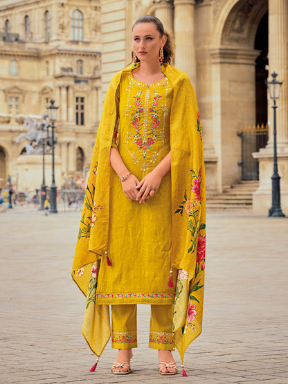 Dhiyona VV Women's Silk Blend Kurta Pant Dupatta Set