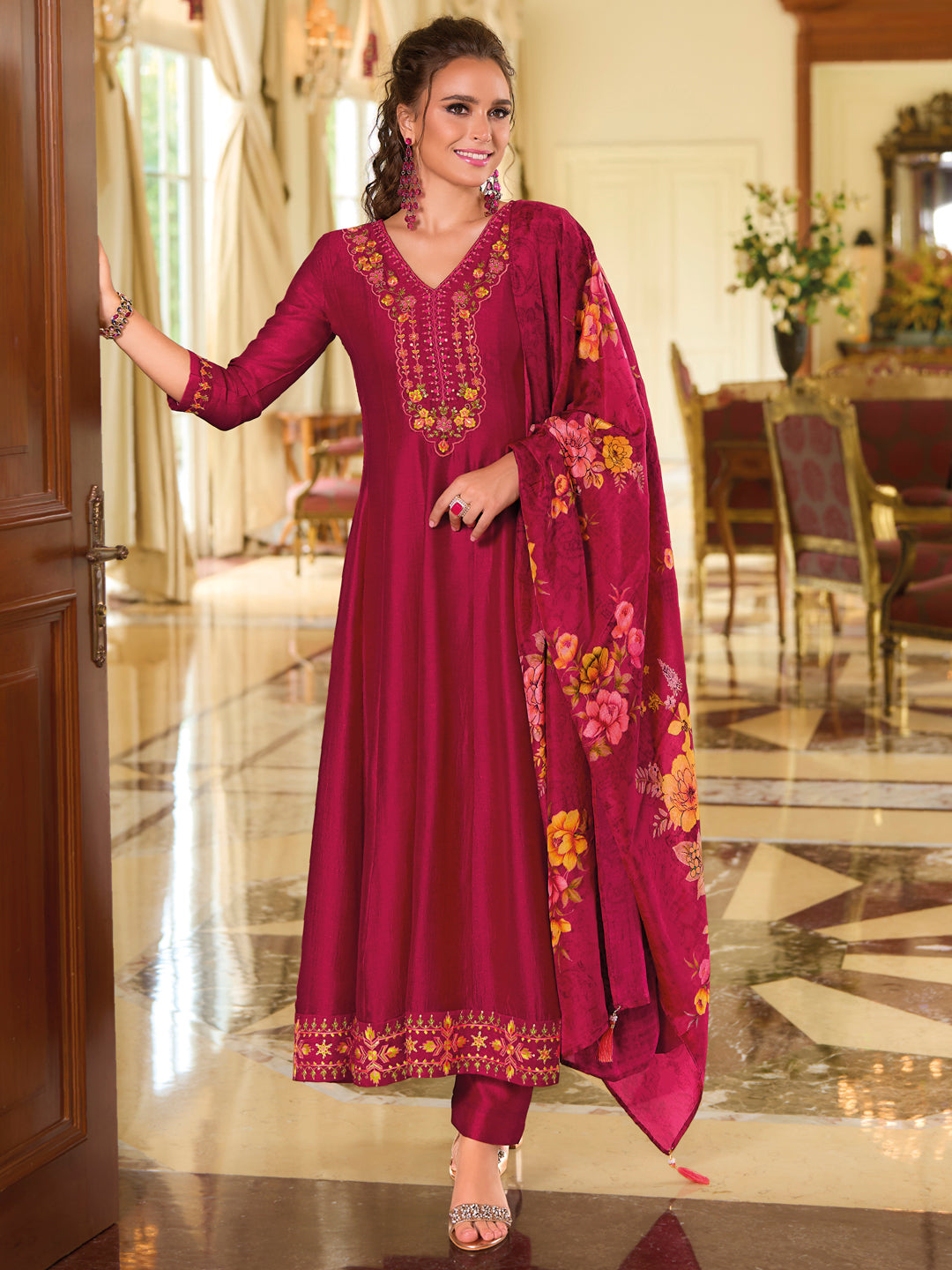 Dhiyona VV Women's Silk Blend Kurta Pant Dupatta Set