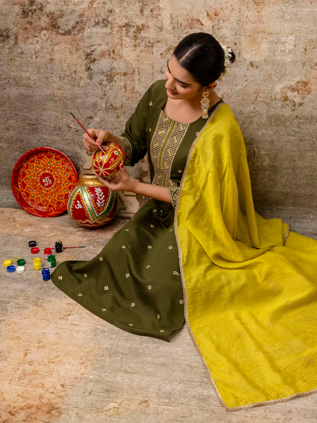 Dhiyona VV Women's Kurta and Pant Sets Silk Blend Fabric