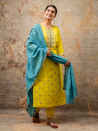 Indyancart VV Women's Kurta and Pant Sets Silk Blend Fabric