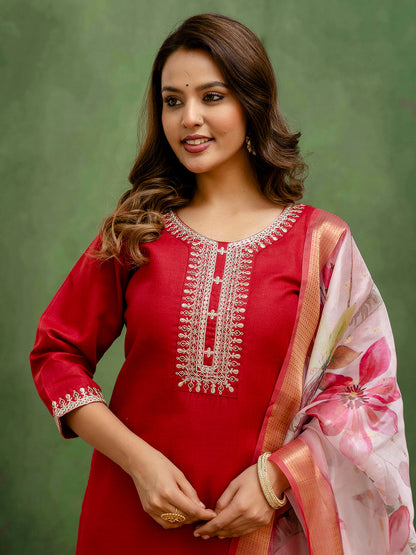 Dhiyona VV Maroon Women Kurta and Trousers Pant Sets Cotton Blend