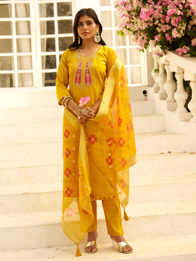 Indyancart VV Akshara Yellow Silk Blend Kurta Set with Beaded Embroidered Design & Organza Dupatta
