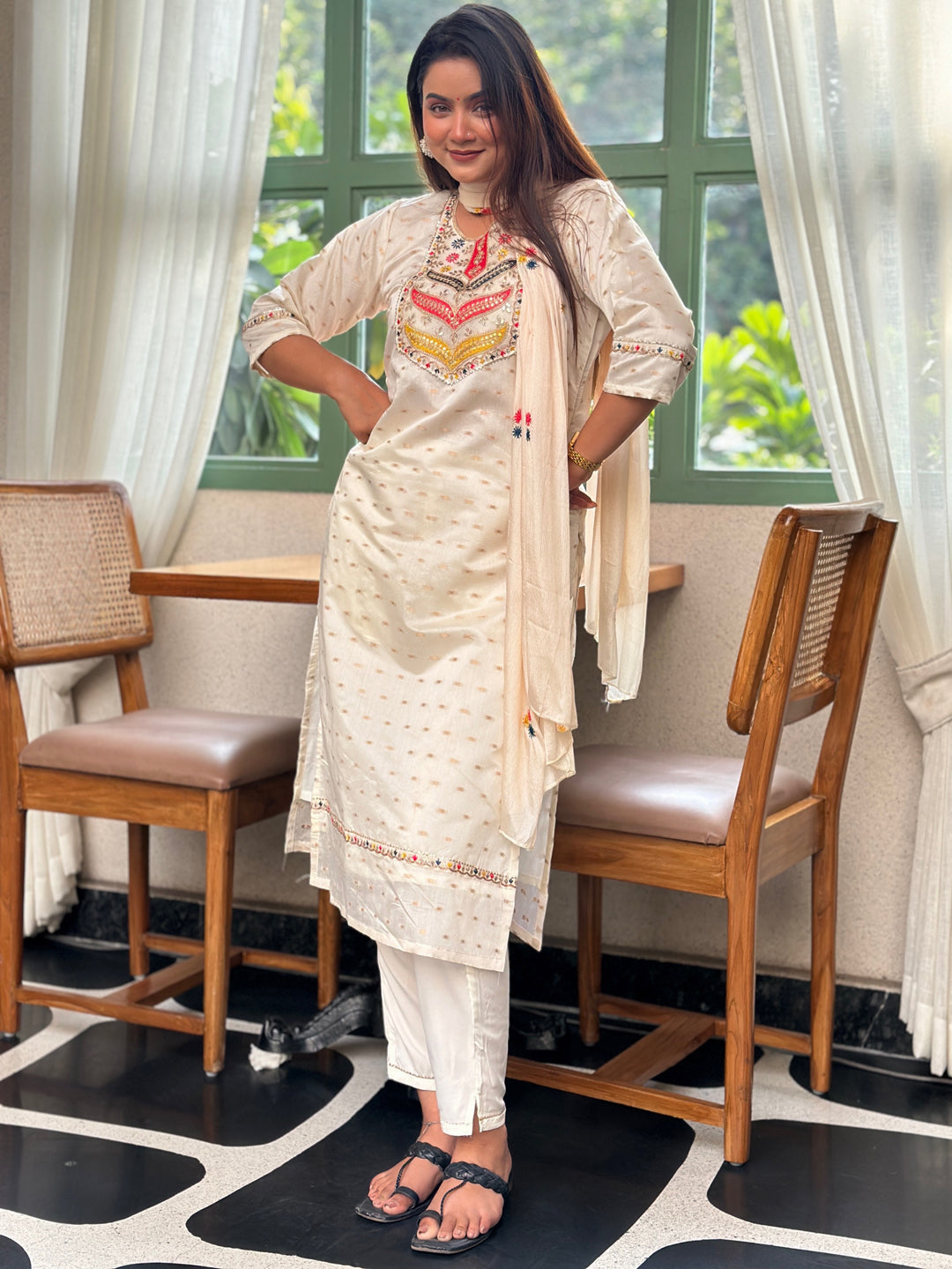 Dhiyona VV Sangini Off White Embroidered Chanderi Silk Kurta Set with Embroidered Dupatta