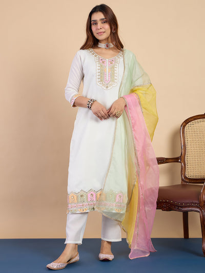Indyancart VV Off-white Women's Designer Kurta Pant Set Premium Pattern Collection