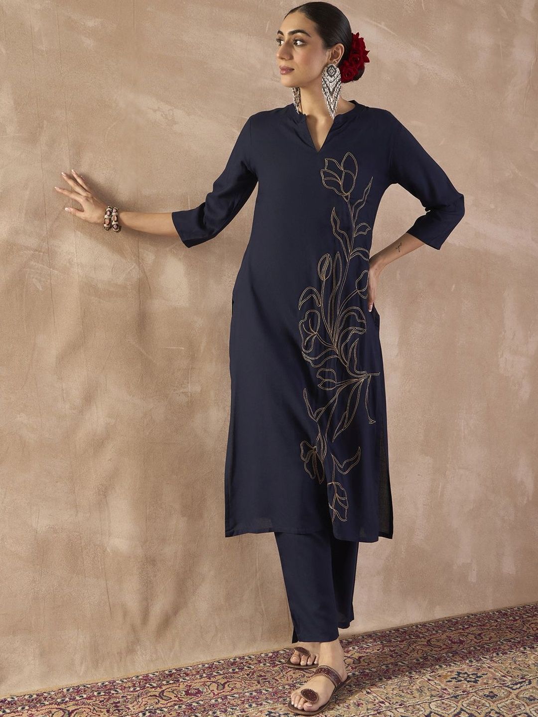 Floral Embroidered Mandarin Collar Thread Work Kurta With Trouser