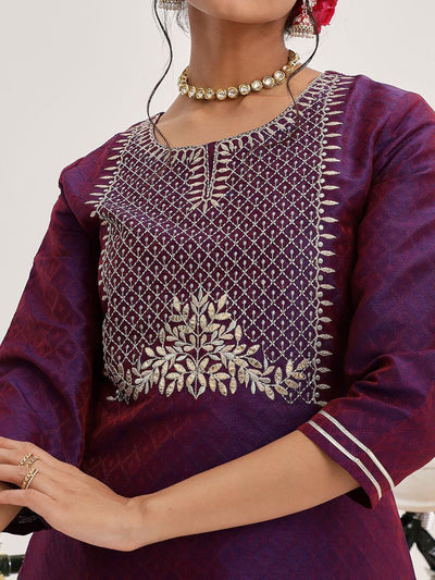 Indyancart VA Women'sFloral Yoke Design Thread Work Kurta With Trousers & Dupatta