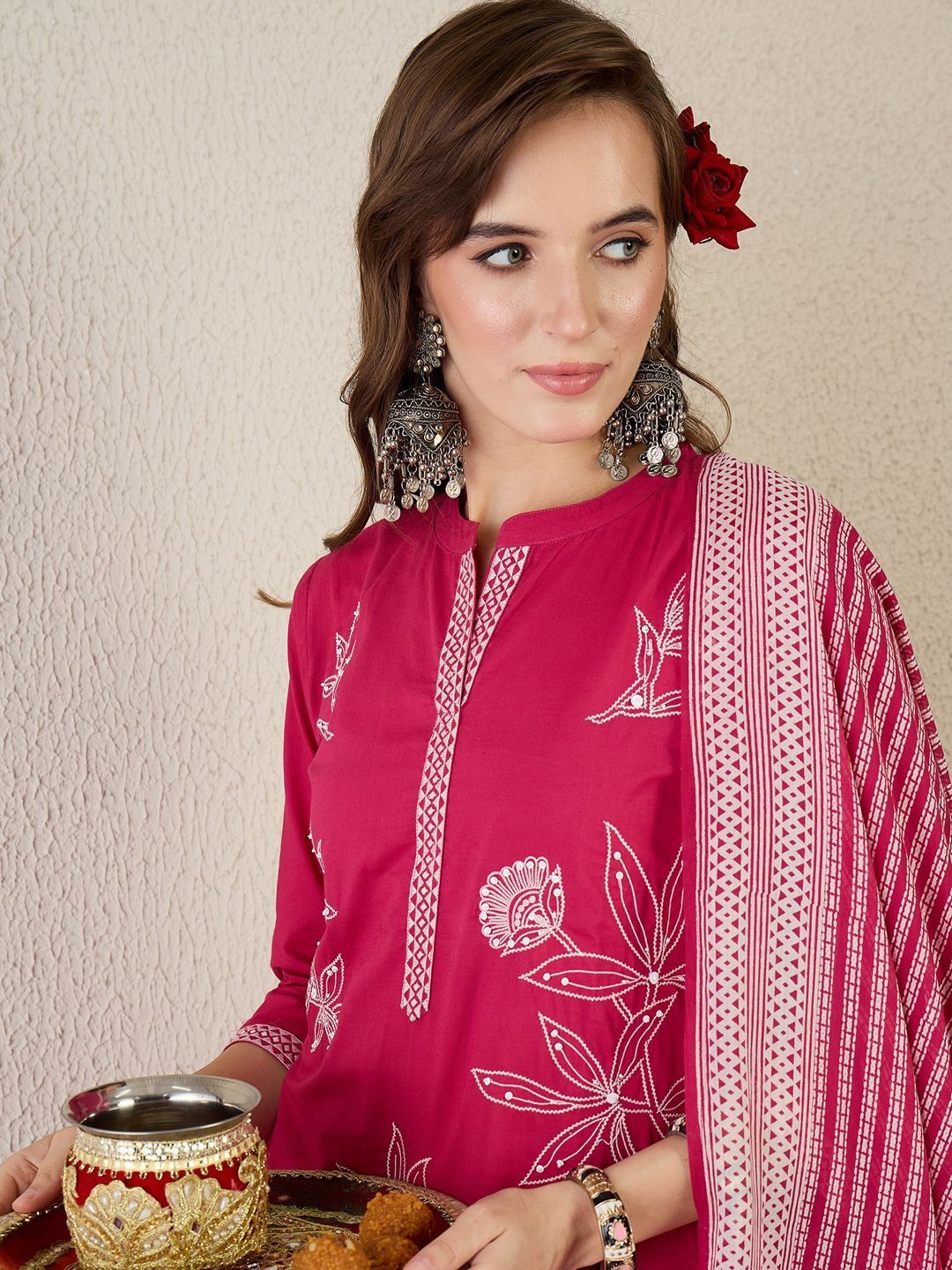 Women Embroidered Thread Work Pure Cotton Kurta with Trousers & Dupatta