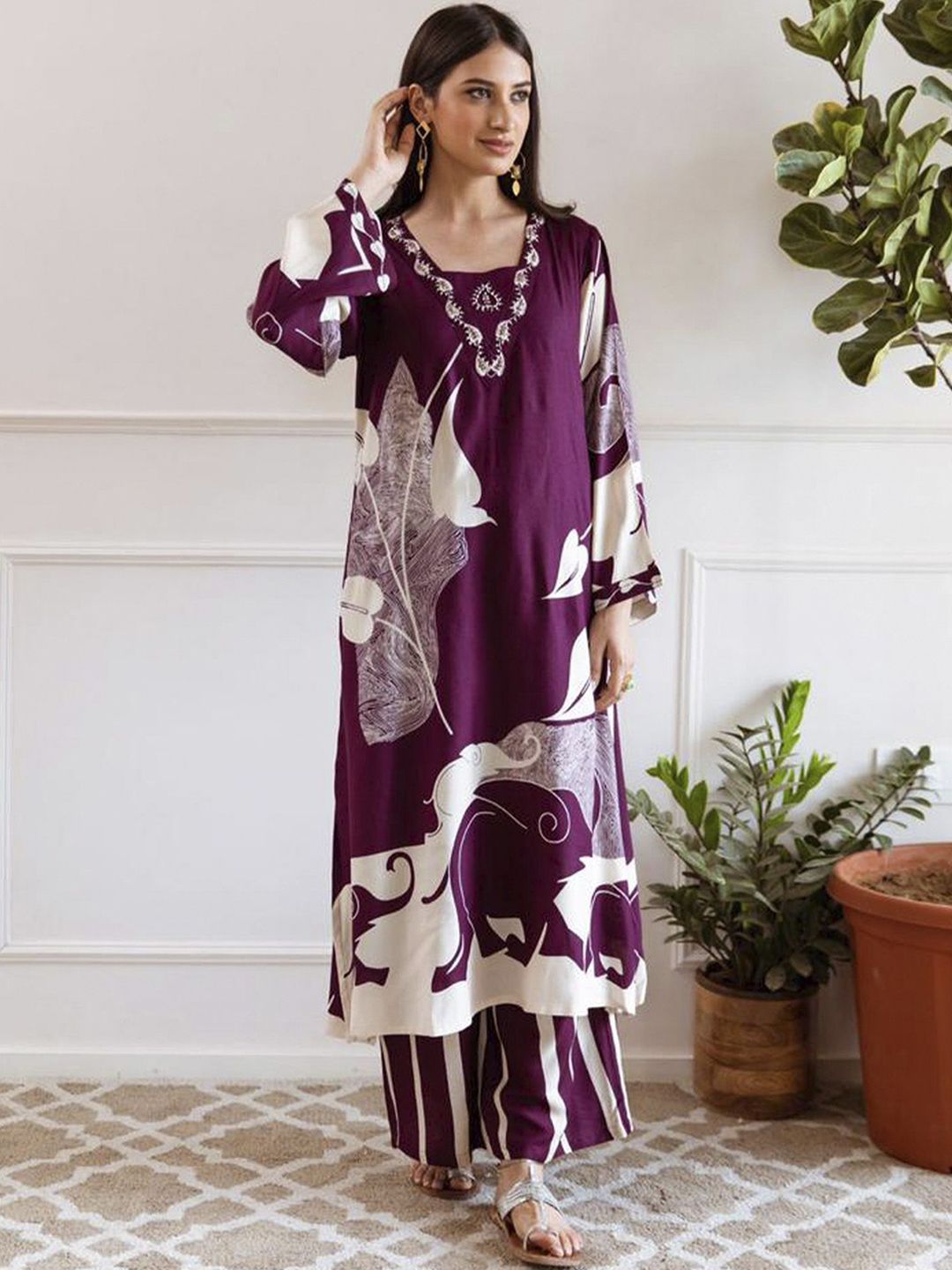 Indyancart IE Printed Beads and Stones Straight Kurta with Trousers