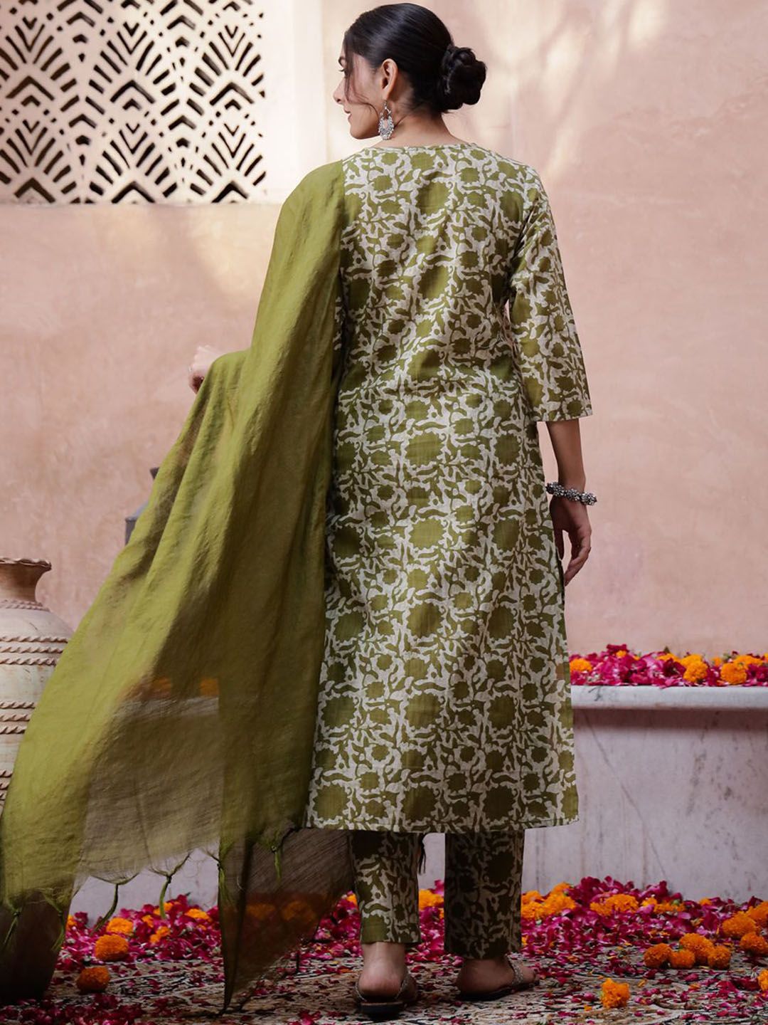 Indyancart SN Women's Floral Printed Thread Work Pure Cotton Kurta with Trouser & Dupatta