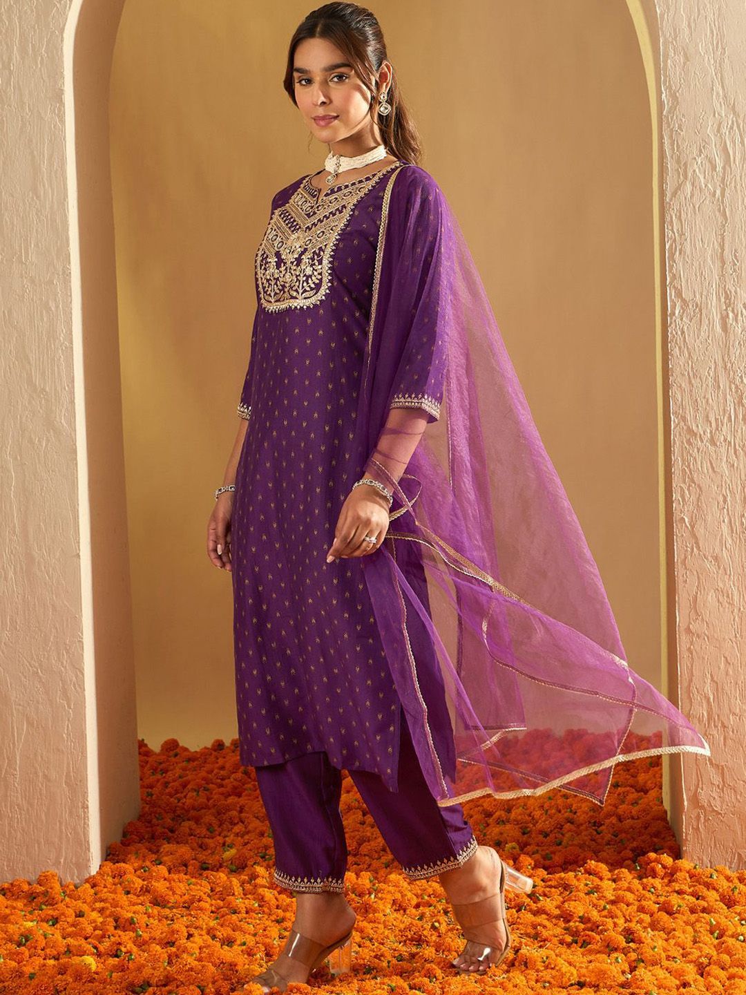 Ethnic Motifs Printed Straight Sequinned Kurta with Trousers & Dupatta