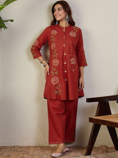 Floral Embroidered Mandarin Collar Thread Work Pure Cotton Kurta With Trousers