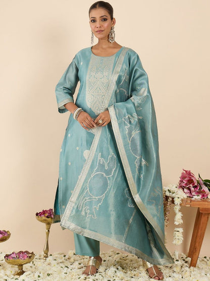 Women Regular Kurta with Trousers & With Dupatta