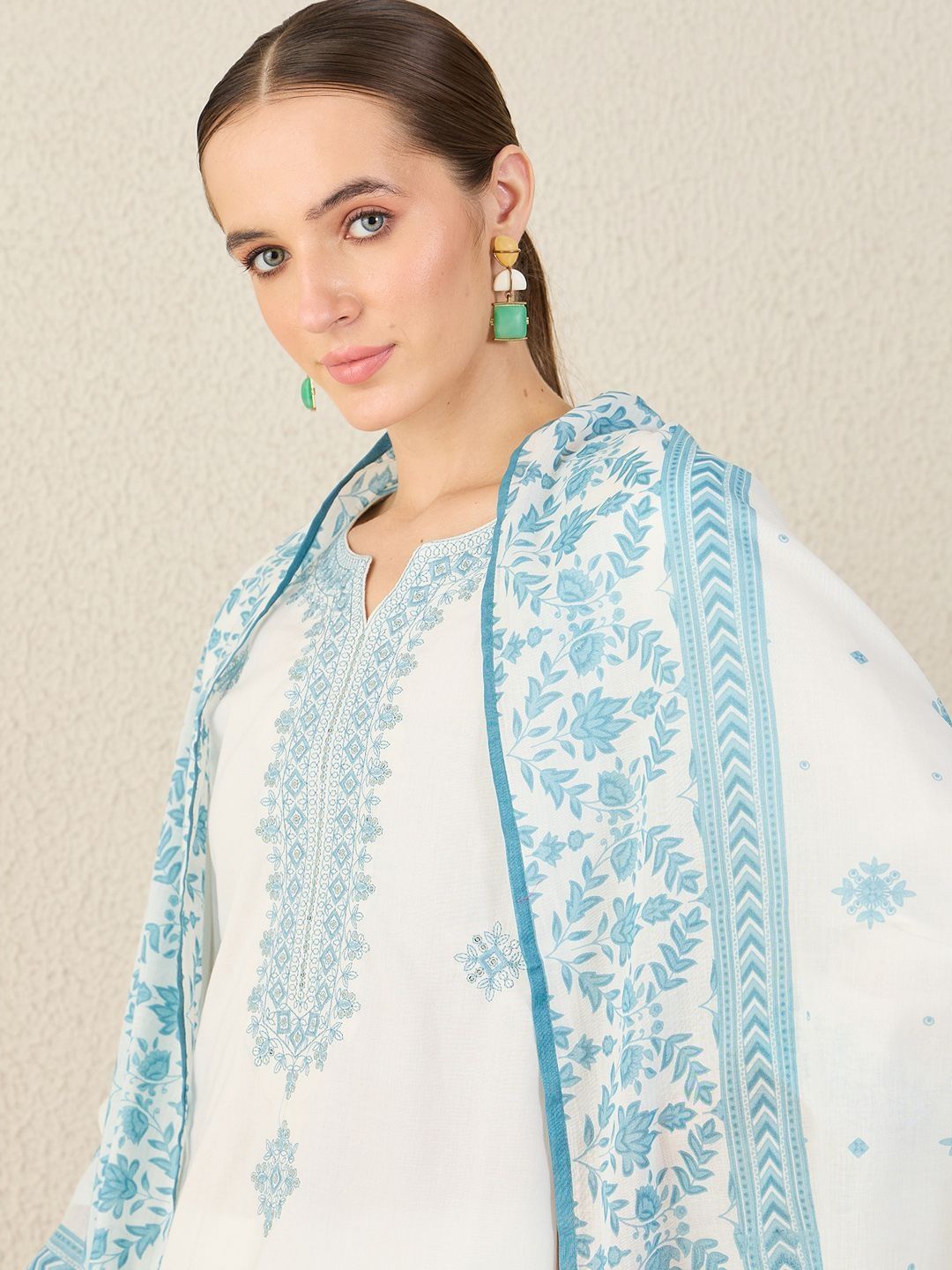 Floral Embroidered Straight Pure Cotton Kurta With Trousers & Dupatta