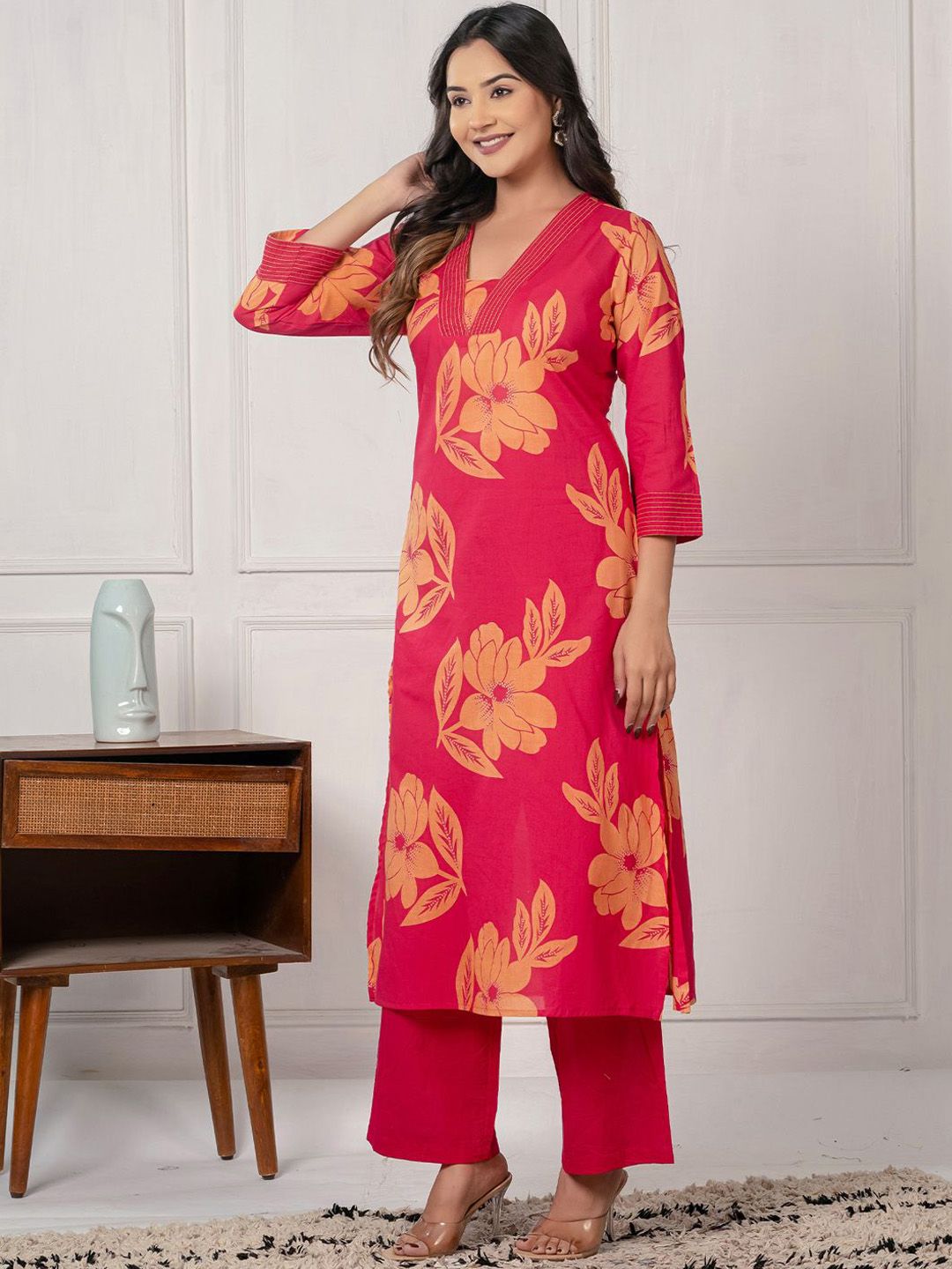 Floral Printed Regular Pure Cotton Kurta With Trousers