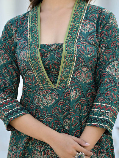 Indyancart VA Women's Ethnic Motifs Printed Gotta Patti Cotton Kurta with Trousers & Dupatta