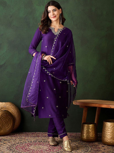 Indyancart SN Women's Floral Embroidered Three-Quarter Sleeves Straight Kurta & Trouser & Dupatta