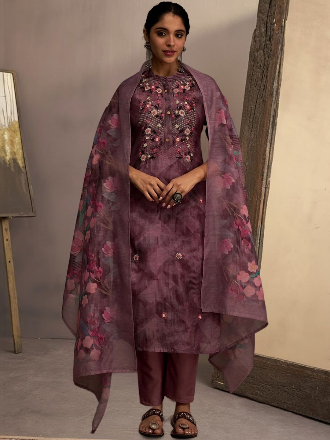 Women Floral Embroidered Regular Thread Work Chanderi Cotton Kurta with Trousers & With Dupatta