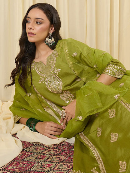 Women Ethnic Motifs Embroidered Regular Kurta with Trousers & With Dupatta
