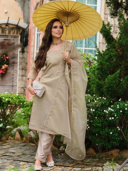 Women Ethnic Motifs Embroidered Regular Thread Work Kurta with Trousers & With Dupatta