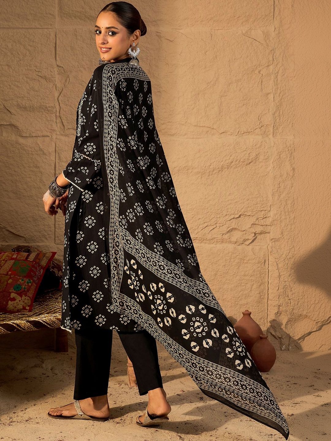 Women Ethnic Motifs Printed Regular Pure Cotton Kurta with Trousers & With Dupatta